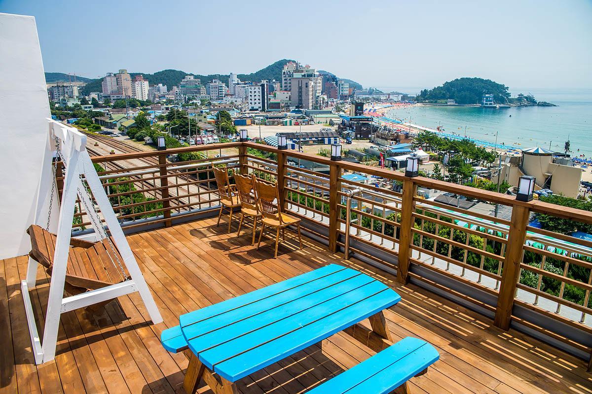 From Guesthouse Busan Extérieur photo
